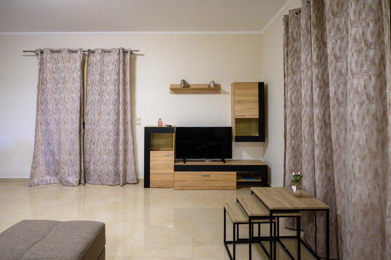 Kv Apartments Каламата Экстерьер фото